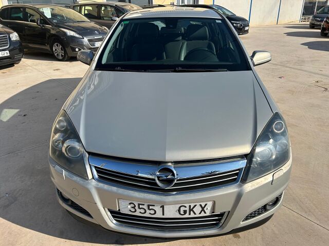 OPEL ASTRA ELITE 1.9 CDTI AUTO SPANISH LHD IN SPAIN ONLY 55000 MILES SUPERB 2009